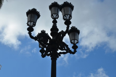 фонарь на площади святой Анны