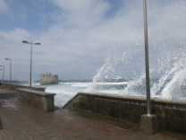 район Сан Кристобаль - шторм