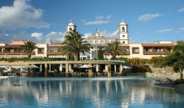 Мелонера, Отель Коста Мелонера