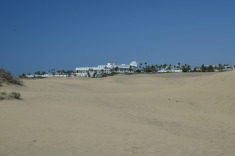 Вид с дюн Маспаломас на отель Риу