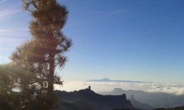 Вид на Роке Нубло и вулкан Тейде остров Тенерифе